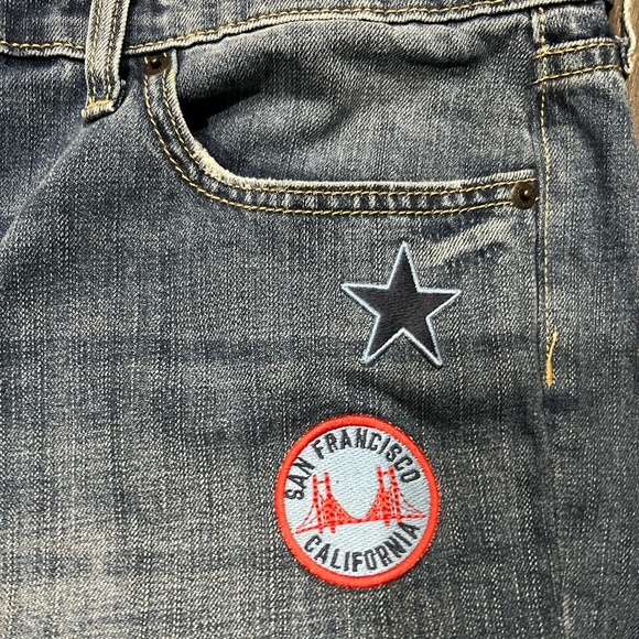 Gorgeous Gap Distressed Jeans W/ Patches (Sz 16) - Picture 7 of 7